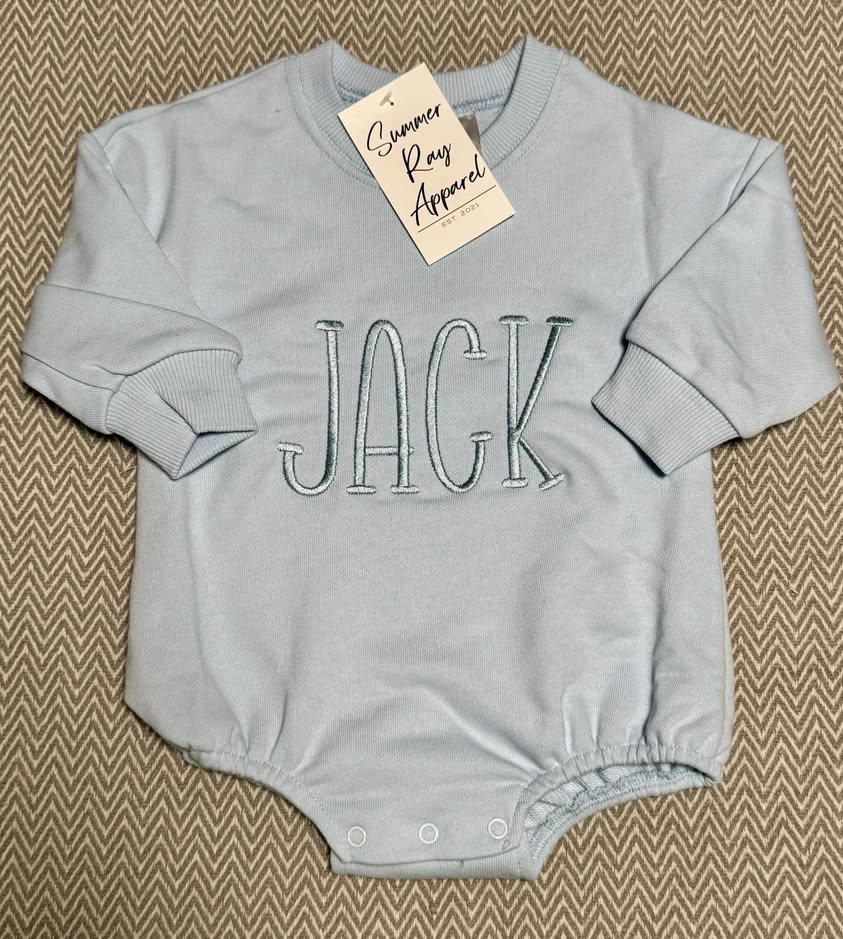 Monochromatic Sweatshirt Bubble
